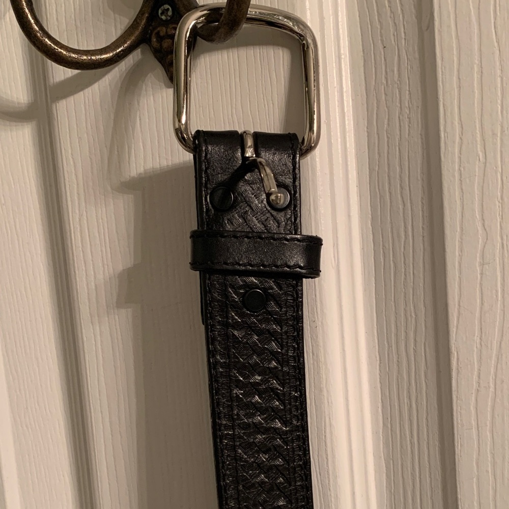 Leather belt